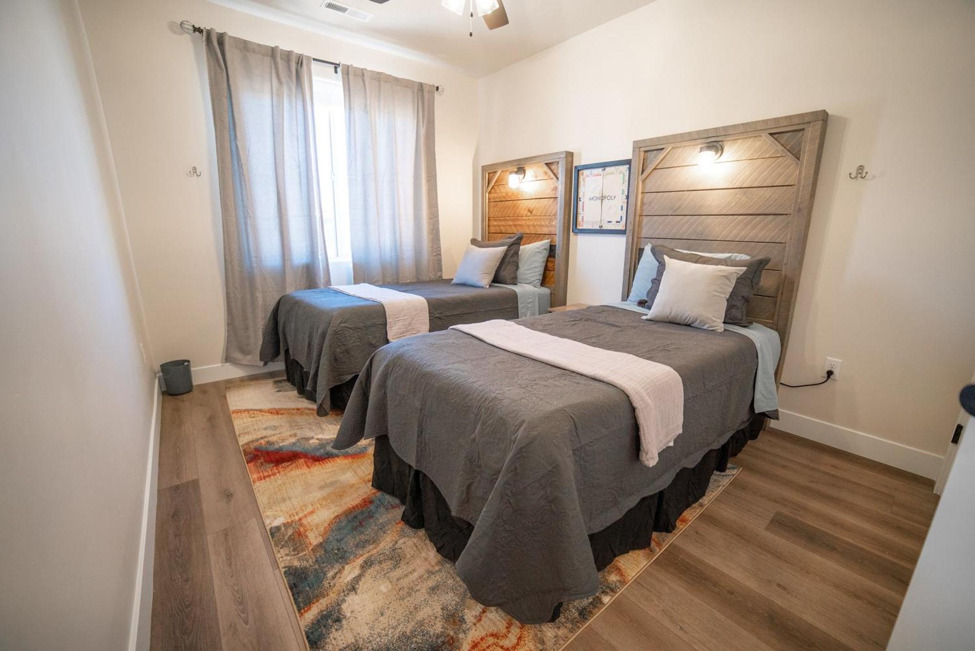 Hollywood Hangout - New West Properties Kanab Luaran gambar