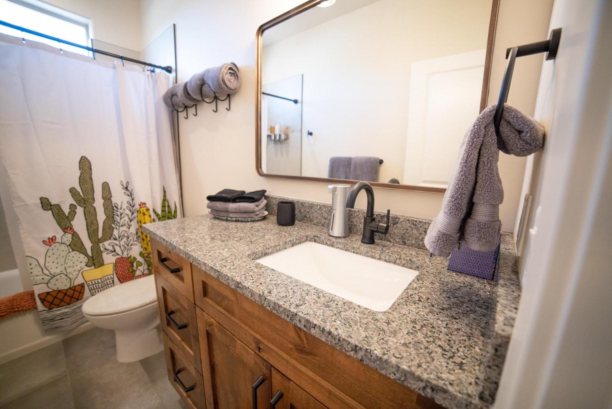 Hollywood Hangout - New West Properties Kanab Luaran gambar