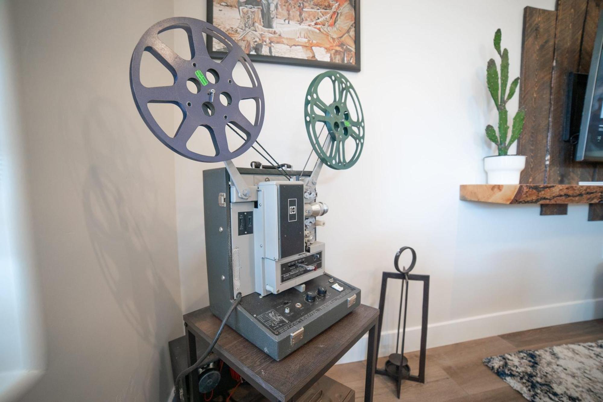 Hollywood Hangout - New West Properties Kanab Luaran gambar