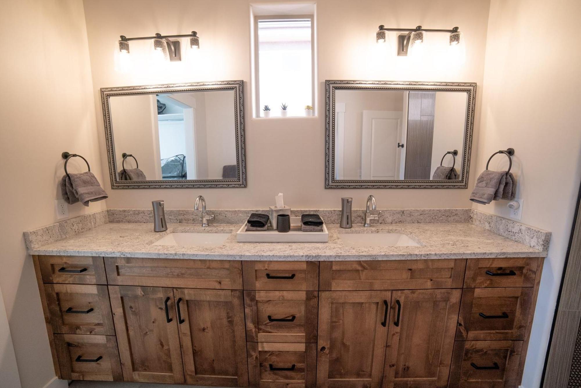 Hollywood Hangout - New West Properties Kanab Luaran gambar